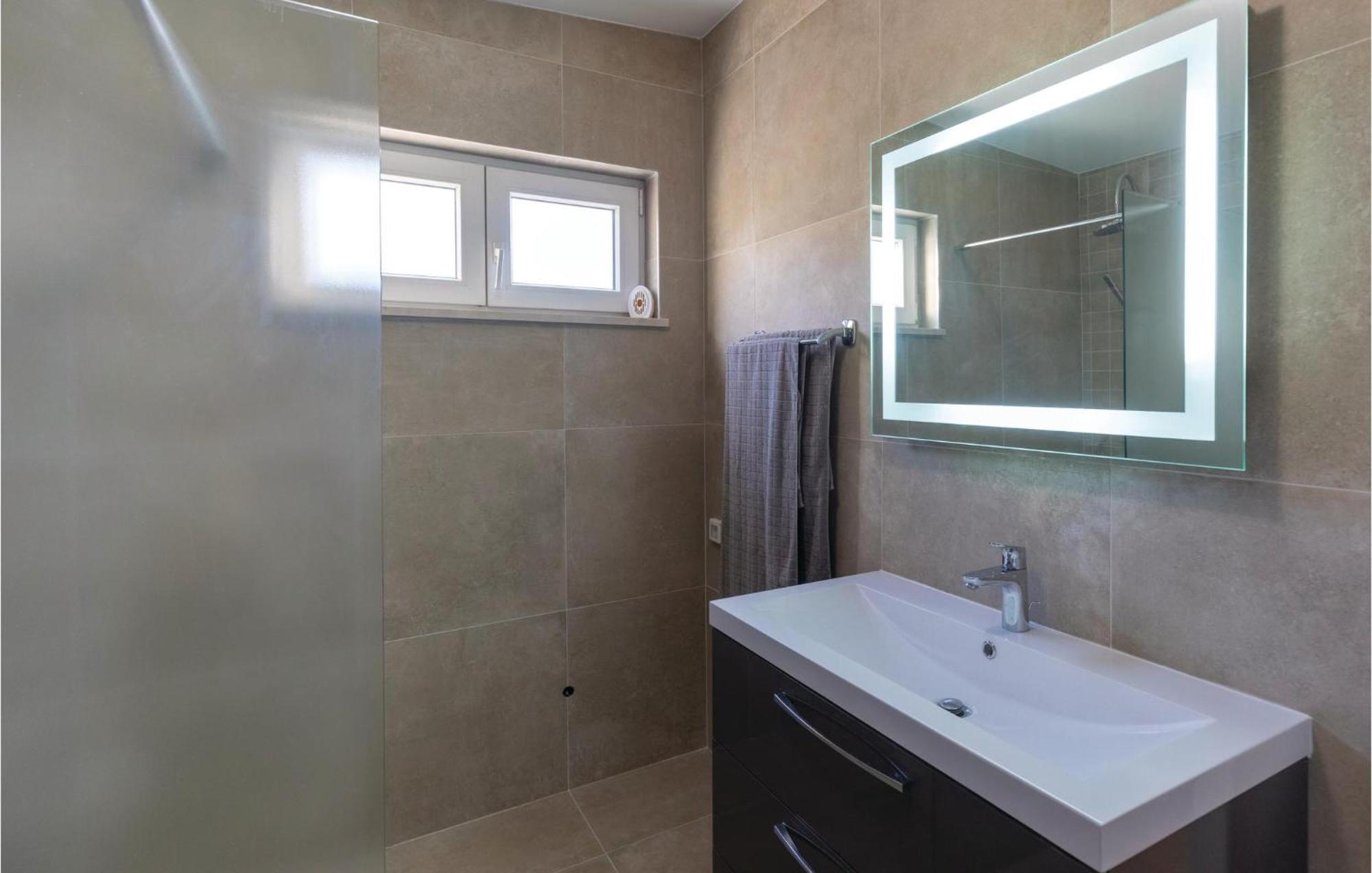 Awesome Apartment In Blace With House Sea View Kültér fotó