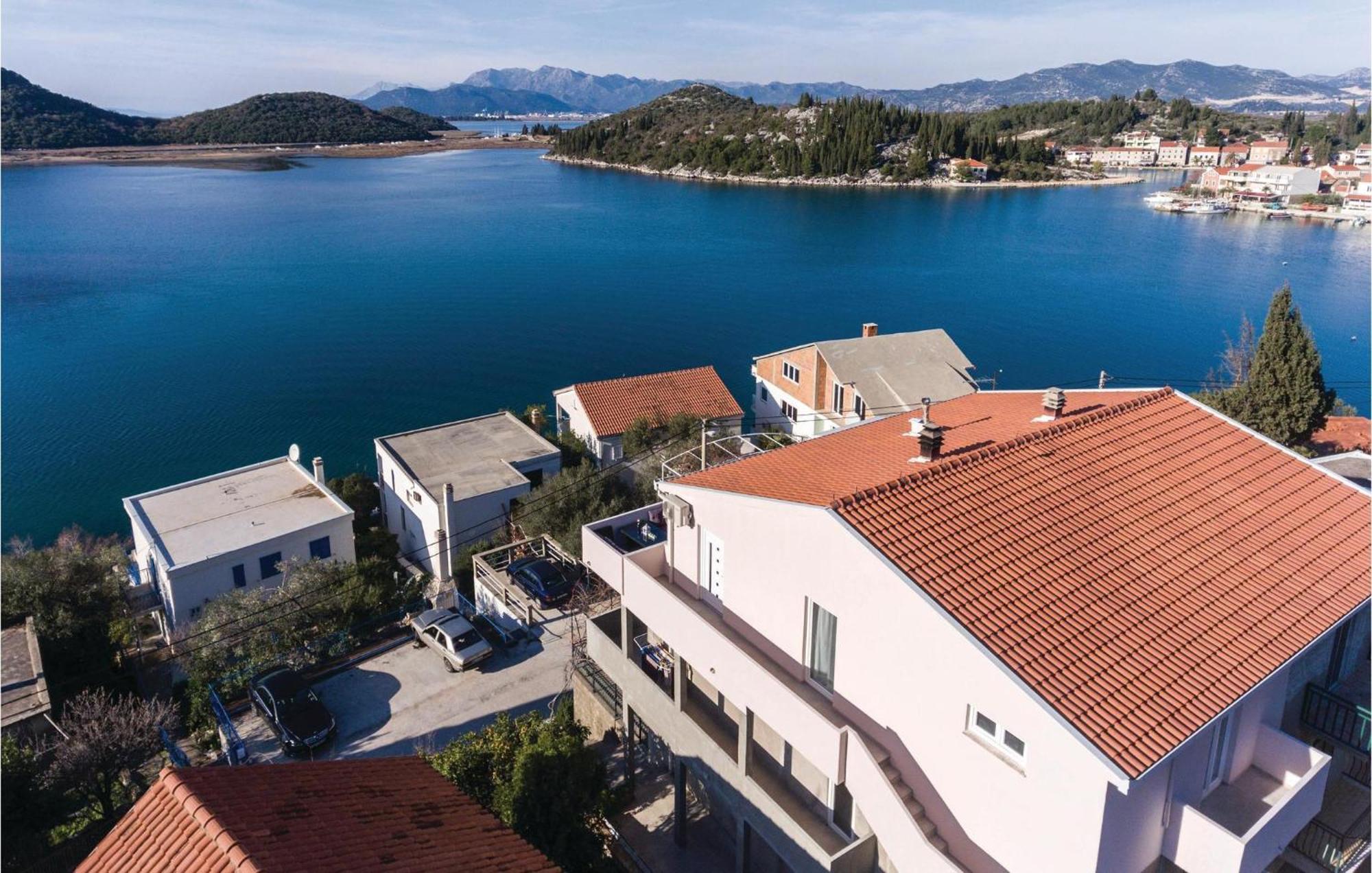 Awesome Apartment In Blace With House Sea View Kültér fotó
